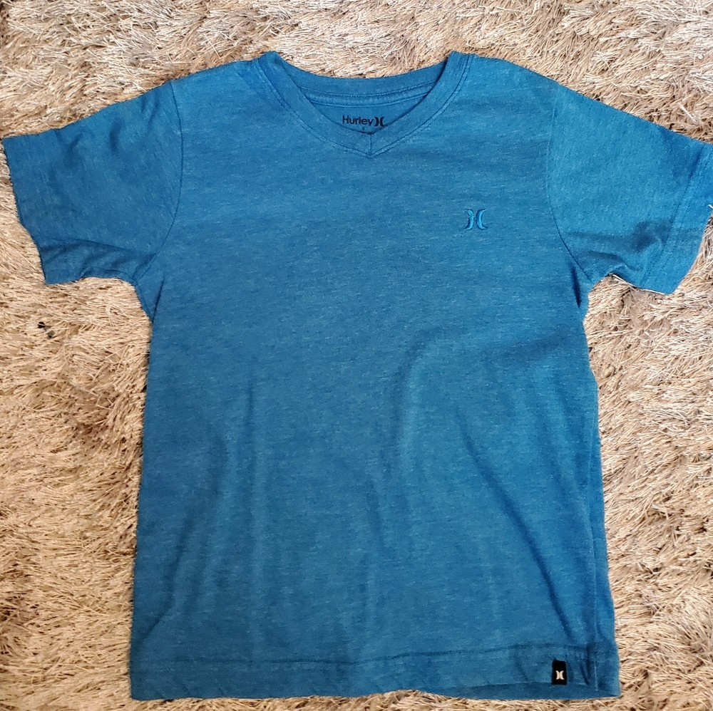 Hurley vneck tee